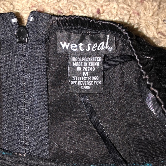 Black and blue corset style top - Picture 2 of 3